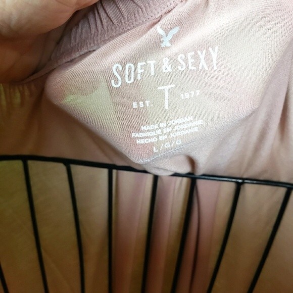 American Eagle Outfitters Soft Off The Shoulders Lace Tie Shirt Size Large - Picture 5 of 9